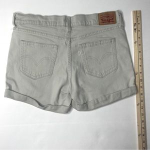 Women’s Denim Levi’s shorts - Size 28